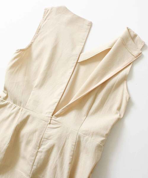 MODE ROBE(モードローブ)の「Vネックリボンオールインワン(つなぎ/オールインワン・レディース・ブラック/ベージュ/カーキ/オレンジ・FREE)」の14枚目の写真