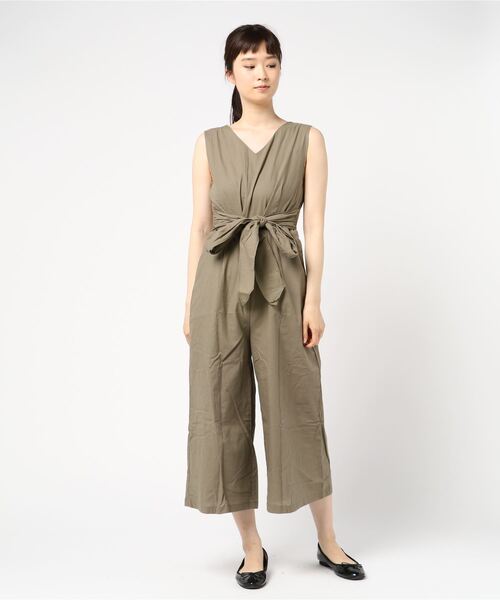 MODE ROBE(モードローブ)の「Vネックリボンオールインワン(つなぎ/オールインワン・レディース・ブラック/ベージュ/カーキ/オレンジ・FREE)」の18枚目の写真
