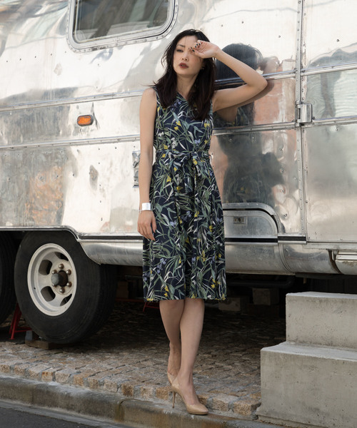 A/C DESIGN BY ALPHA CUBIC（エーシーデザインバイアルファキュービック）の「◇カタログ掲載◇ボタニカルプリントワンピース（ワンピース・レディース・ネイビー/オフホワイト・9号/13号/11号）」の20枚目の写真