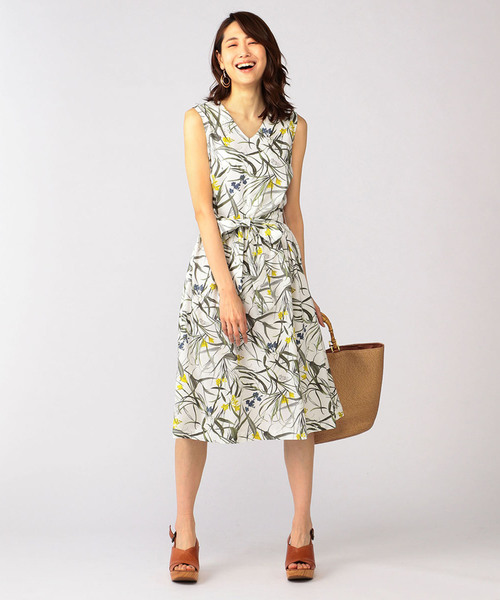 A/C DESIGN BY ALPHA CUBIC（エーシーデザインバイアルファキュービック）の「◇カタログ掲載◇ボタニカルプリントワンピース（ワンピース・レディース・ネイビー/オフホワイト・9号/13号/11号）」の22枚目の写真