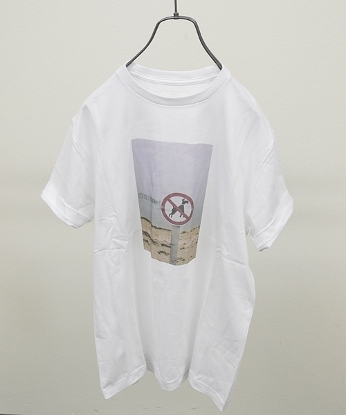 SHIPS GENERAL SUPPLY(シップスジェネラルサプライ)の「SGS: ゛CORBIS゛ プリントカットソー■(Tシャツ/カットソー・メンズ・ナチュラル/ベージュ系その他/ホワイト/ホワイト系その他・SMALL/X-LARGE/MEDIUM/LARGE)」の3枚目の写真