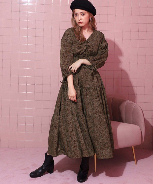 one after another NICE CLAUP(ワンアフターアナザーナイスクラップ)の「【Vacation trip】ロングティアードワンピース(ワンピース・レディース・ブラウン系その他/ベージュ/オレンジ・FREE)」の5枚目の写真