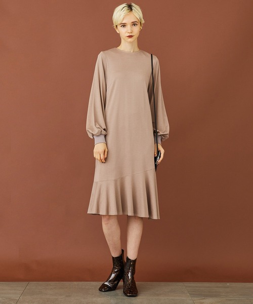 Studious アシンメトリーポンチフレアーワンピース ワンピース Studious ステュディオス のファッション通販 Zozotown Studious アシンメトリーポンチフレアーワンピース ワンピース Studious ステュディオス のファッション通販 Zozotown