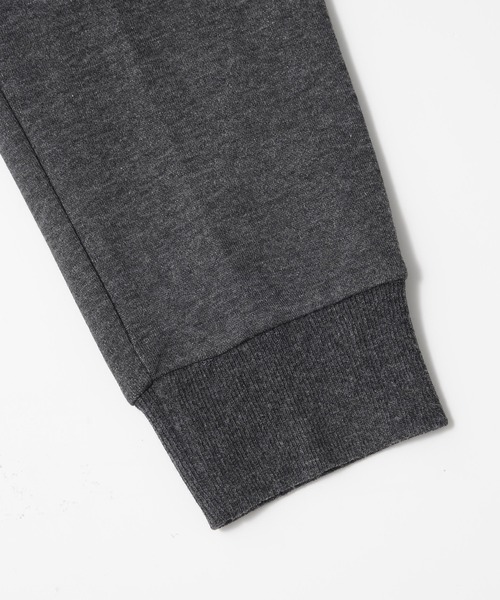 FILA（フィラ）の「【FILA/フィラ】WEB限定 ワンポイント ロゴ刺繍 ワンマイルウェア セットアップ スウェット ビッグシルエット トレーナー&ジョガーパンツ 裏起毛（ルームウェア/パジャマ・メンズ・ブラック/ネイビー/チャコール/杢グレー・M/L/LL/3L）」の21枚目の写真