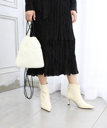 MODE ROBE（モードローブ）の「エコファーバック（ボディバッグ/ウエストポーチ）」