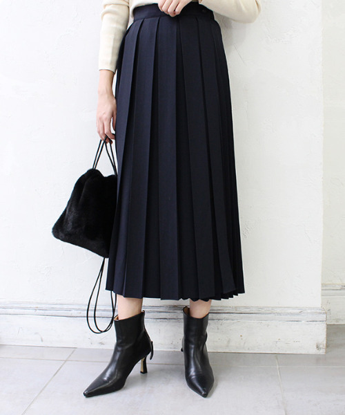 MODE ROBE（モードローブ）の「エコファーバック（ボディバッグ/ウエストポーチ・レディース・ブラック/アイボリー/ピンク・FREE）」の6枚目の写真