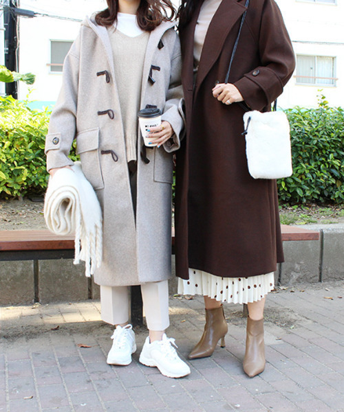 MODE ROBE（モードローブ）の「エコファーバック（ボディバッグ/ウエストポーチ・レディース・ブラック/アイボリー/ピンク・FREE）」の4枚目の写真