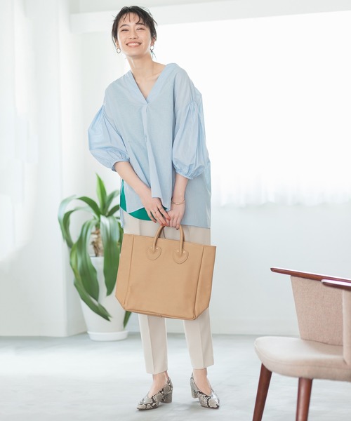 ADAM ET ROPE'（アダムエロペ）の「コットンリネンパフスリーブブラウス（シャツ/ブラウス・レディース・キナリ/サックスブルー・FREE）」の21枚目の写真