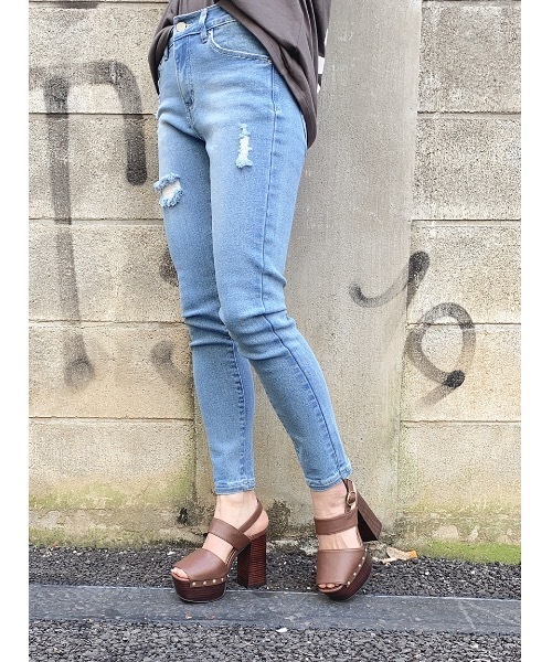 one way(ワンウェイ)の「ベーシックスキニー(デニムパンツ・レディース・ライトブルー/ホワイト/ダークブルー・M/L)」の18枚目の写真