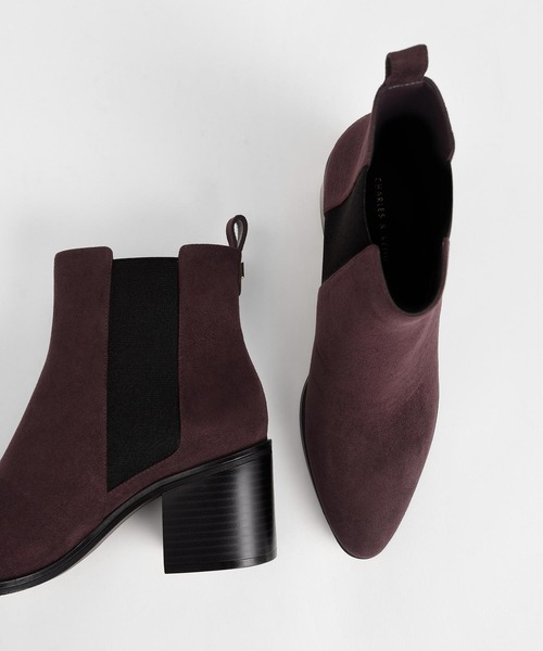 CHARLES & KEITH(チャールズ & キース)の「ブロックヒール チェルシーブーツ / Block Heel Chelsea Boots(ブーツ・レディース・ブラック/パープル/ブラック系その他2・22.5cm/23cm/23.5cm/24.5cm/25cm/25.5cm)」の4枚目の写真