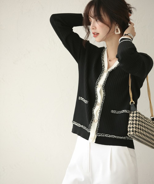 SAISON DE PAPILLON（セゾンドパピヨン）の「フリンジ切り替えバイカラーニットカーディガン（カーディガン/ボレロ・レディース・ホワイト/ブラック・L/M）」の20枚目の写真