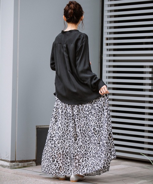 Munich（ミューニック）の「レオパードプリントツイルシフォン　シャーリングマキシスカート（スカート・レディース・ダークブラウン/アイボリー・FREE）」の17枚目の写真