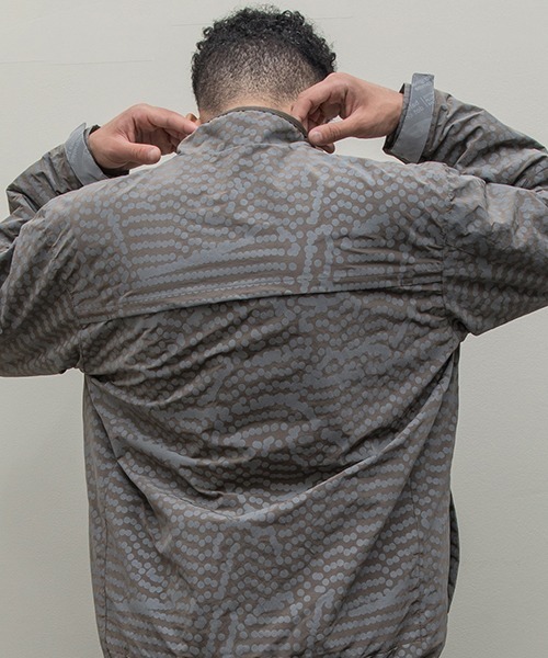 BAL（バル）の「【2021春夏】TRAVELERS TRACK JACKET（ナイロンジャケット・レディース・ブラック/カーキ/その他・MEDIUM/LARGE/X-LARGE）」の13枚目の写真