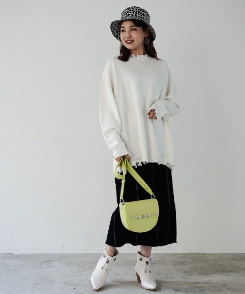 PAGEBOY(ページボーイ)の「スローサイズダメージプルオーバー(ニット/セーター・レディース・ブラック/オフホワイト/オリーブ/ブルー系その他・FREE)」の18枚目の写真