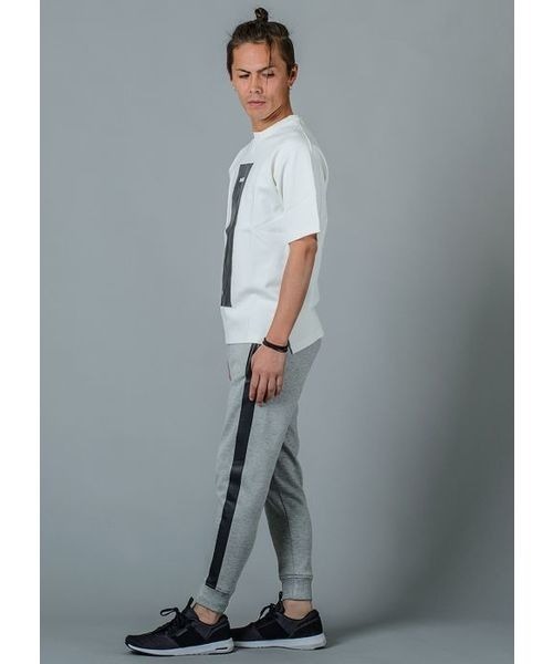 REGIEVO（レジエボ）の「REGIEVO サイドラインジョガーパンツ 着心地抜群の大人のジョガーパンツ（スウェットパンツ・メンズ・ブラック/グレー・M/XL/L/S）」の9枚目の写真
