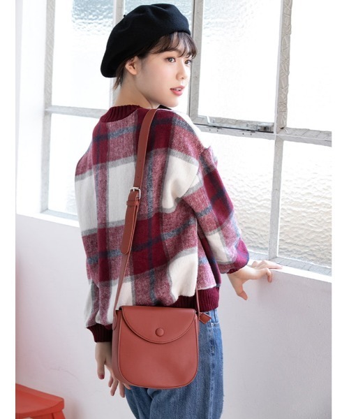 fifth(フィフス)の「くるみボタン太ベルトショルダーバッグ(ショルダーバッグ・レディース・レッド/ブルー・FREE)」の1枚目の写真