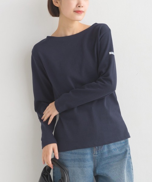 OMNES（オムネス）の「【ユニセックス】バスク生地　ボートネック長袖Tシャツ（Tシャツ/カットソー・レディース・ホワイト/ブラック/ベージュ/グレー/ホワイト×グレー/ホワイト系その他/ブラック系その他/ホワイト×ネイビー/ネイビー/ブラック系/ベージュ系その他/ホワイト×ブルー・SMALL/MEDIUM/LARGE/X-LARGE/XX-LARGE）」の12枚目の写真