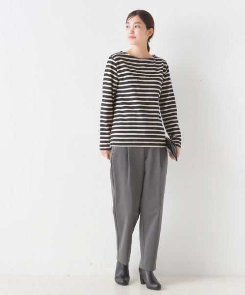 OMNES（オムネス）の「【ユニセックス】バスク生地　ボートネック長袖Tシャツ（Tシャツ/カットソー・レディース・ホワイト/ブラック/ベージュ/グレー/ホワイト×グレー/ホワイト系その他/ブラック系その他/ホワイト×ネイビー/ネイビー/ブラック系/ベージュ系その他/ホワイト×ブルー・SMALL/MEDIUM/LARGE/X-LARGE/XX-LARGE）」の18枚目の写真