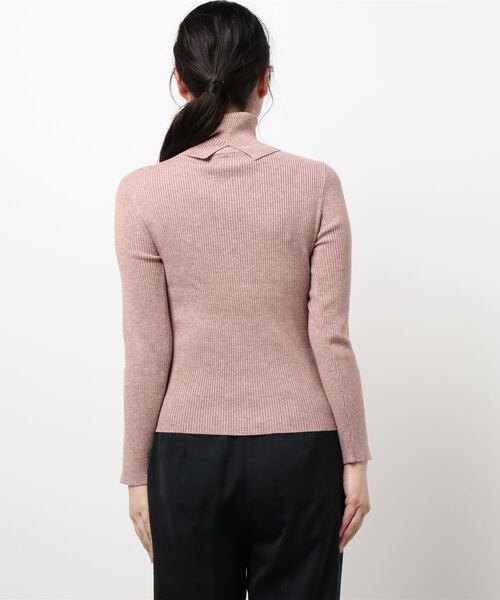 natural couture（ナチュラルクチュール）の「もちもちベーシックリブタートル（ニット/セーター・レディース・オフホワイト/グリーン/ライトベージュ/その他1/サックスブルー/その他2/ブラック・FREE）」の9枚目の写真