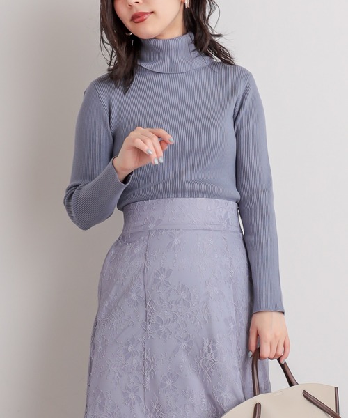 natural couture（ナチュラルクチュール）の「もちもちベーシックリブタートル（ニット/セーター・レディース・オフホワイト/グリーン/ライトベージュ/その他1/サックスブルー/その他2/ブラック・FREE）」の6枚目の写真