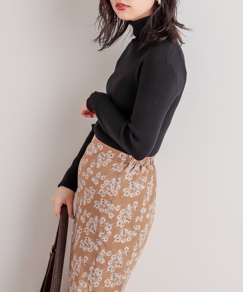 natural couture（ナチュラルクチュール）の「もちもちベーシックリブタートル（ニット/セーター・レディース・オフホワイト/グリーン/ライトベージュ/その他1/サックスブルー/その他2/ブラック・FREE）」の22枚目の写真