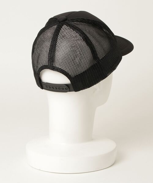 UGG(アグ)の「UGG ロゴ メッシュキャップ / アグ ロゴ メッシュキャップ(キャップ・レディース・ブラック/ホワイト・FREE)」の3枚目の写真