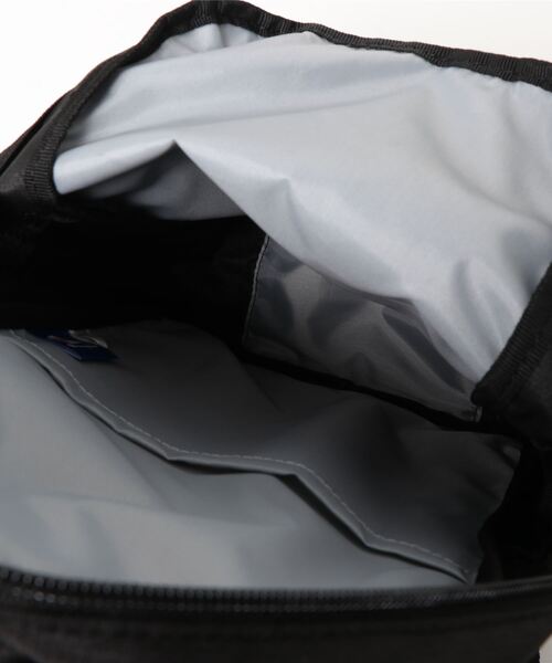 Champion(チャンピオン)の「Champion/チャンピオン スペース ボディーバッグ 63162(ボディバッグ/ウエストポーチ・メンズ・ネイビー/ブラック/ライトブルー・FREE)」の5枚目の写真