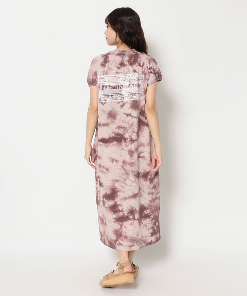MANASTASH（マナスタッシュ）の「MANASTASH/マナスタッシュ　W-s TIEDYE LEAF LOGO　タイダイワンピ―ス（ワンピース・レディース・ベージュ/ブラウン/グリーン・MEDIUM）」の2枚目の写真