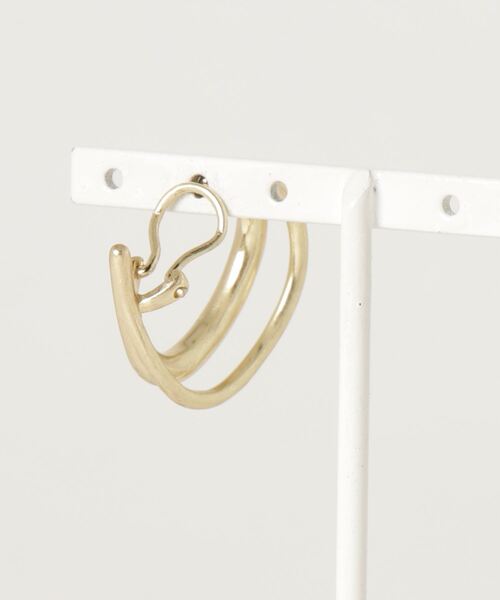 Auntie Rosa Holiday（アンティローザホリデー）の「ニュアンスイアリング（片耳）（イヤリング・レディース・ゴールド/シルバー・FREE）」の3枚目の写真