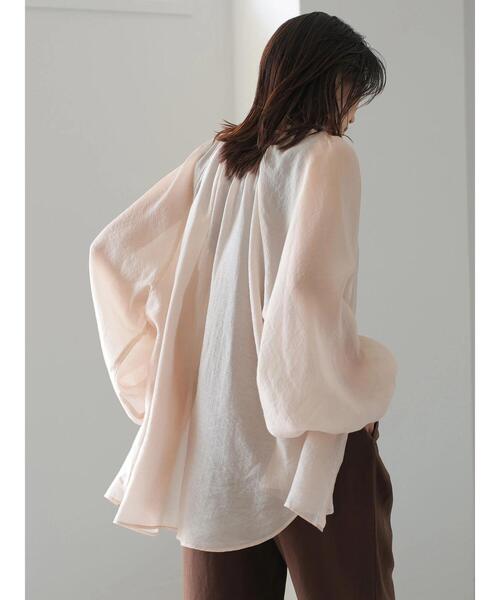 AMERICAN HOLIC（アメリカンホリック）の「シアードルマンギャザーブラウス（シャツ/ブラウス・レディース・チャコールグレー/ライトグレー/ベージュ/サックスブルー/イエロー・MEDIUM/LARGE）」の19枚目の写真