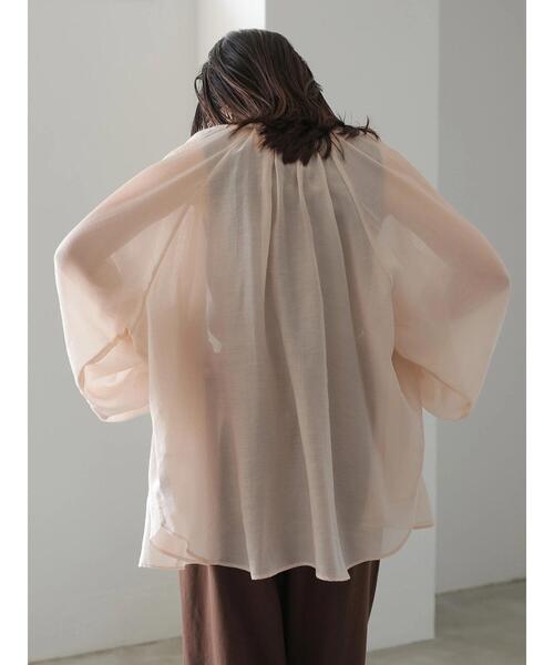 AMERICAN HOLIC（アメリカンホリック）の「シアードルマンギャザーブラウス（シャツ/ブラウス・レディース・チャコールグレー/ライトグレー/ベージュ/サックスブルー/イエロー・MEDIUM/LARGE）」の20枚目の写真