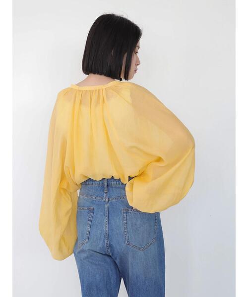 AMERICAN HOLIC（アメリカンホリック）の「シアードルマンギャザーブラウス（シャツ/ブラウス・レディース・チャコールグレー/ライトグレー/ベージュ/サックスブルー/イエロー・MEDIUM/LARGE）」の14枚目の写真