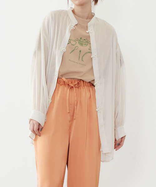 POU DOU DOU（プードゥドゥ）の「シアーチャイナシャツ（シャツ/ブラウス・レディース・グレー/アイボリー/ミント・3）」の2枚目の写真