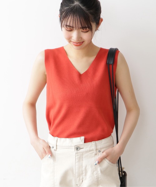 FREE'S MART（フリーズマート）の「◆総針Vネックノースリーブニット（ニット/セーター・レディース・ホワイト/ブラック/ベージュ/オレンジ・FREE）」の5枚目の写真