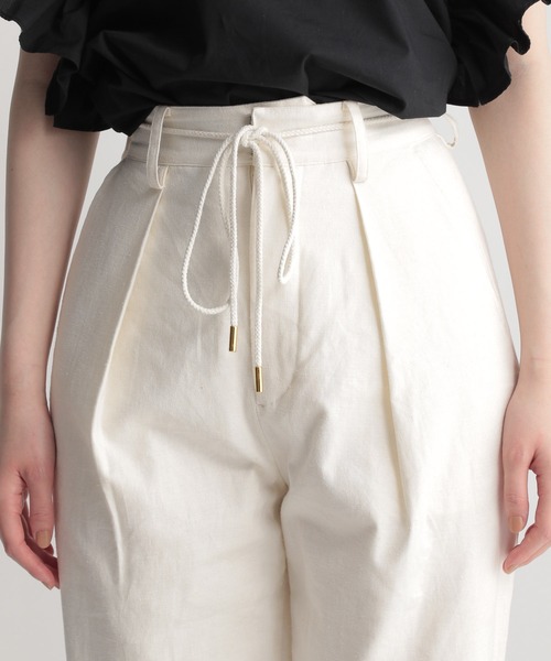 Andemiu（アンデミュウ）の「タックジョガーパンツ950335（その他パンツ・レディース・ホワイト/ブラウン/ネイビー・SMALL/MEDIUM）」の17枚目の写真