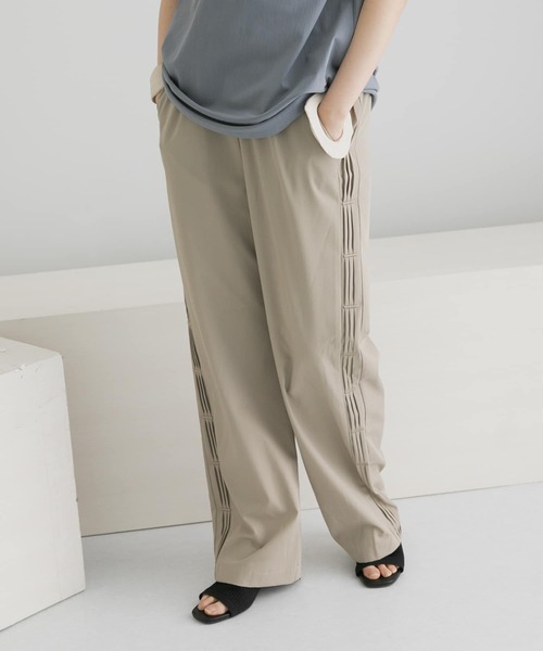 LAATO（ラート）の「RELAX TACK PANTS（その他パンツ・レディース・カーキ/ベージュ/グリーン・FREE）」の4枚目の写真