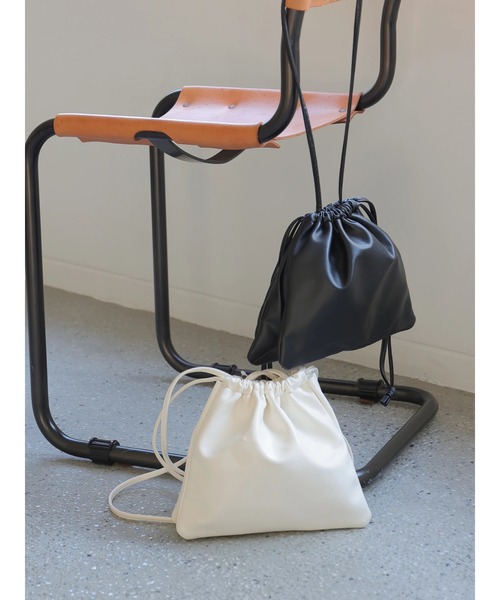 AMERICAN HOLIC（アメリカンホリック）の「巾着ショルダーバッグ　＊（ショルダーバッグ・レディース・ブラック/シルバー/ホワイト・FREE）」の10枚目の写真