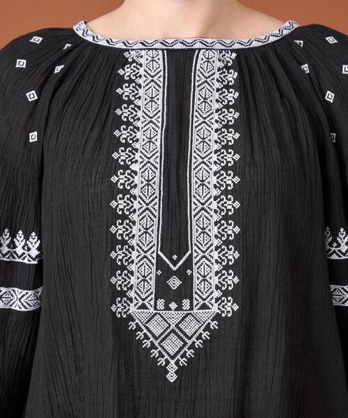 THE STATION STORE（ザ ステーション ストア）の「＜closet story（クローゼットストーリー）＞ ヨウリュウ シシュウ ギャザー スモックブラウス -ウォッシャブル-（シャツ/ブラウス・レディース・ホワイト/ブラック・FREE）」の13枚目の写真