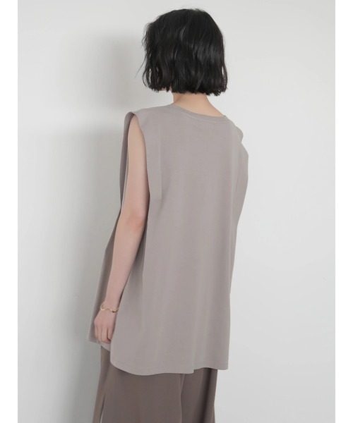 AMERICAN HOLIC（アメリカンホリック）の「サイドタックフレアノースリーブカットプルオーバー ＊（Tシャツ/カットソー・レディース・モカ/ブラック/オフホワイト/ライトグレー・M/L）」の6枚目の写真