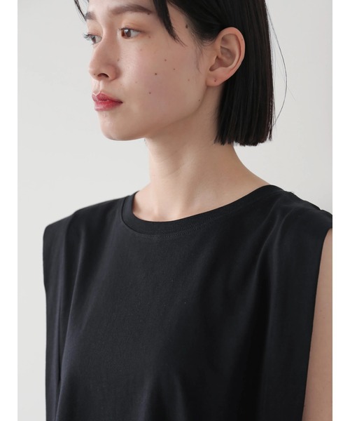 AMERICAN HOLIC（アメリカンホリック）の「サイドタックフレアノースリーブカットプルオーバー ＊（Tシャツ/カットソー・レディース・モカ/ブラック/オフホワイト/ライトグレー・M/L）」の9枚目の写真