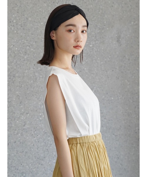 AMERICAN HOLIC（アメリカンホリック）の「サイドタックフレアノースリーブカットプルオーバー ＊（Tシャツ/カットソー・レディース・モカ/ブラック/オフホワイト/ライトグレー・M/L）」の14枚目の写真