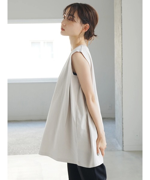 AMERICAN HOLIC（アメリカンホリック）の「サイドタックフレアノースリーブカットプルオーバー ＊（Tシャツ/カットソー・レディース・モカ/ブラック/オフホワイト/ライトグレー・M/L）」の19枚目の写真