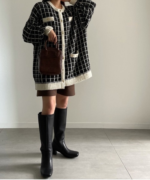 NEUNA（ヌナ）の「履き心地抜群スクエアトゥ/ヴィーガンレザーロングブーツ（ブーツ・レディース・ブラック/ブラウン・SMALL/MEDIUM/LARGE）」の13枚目の写真