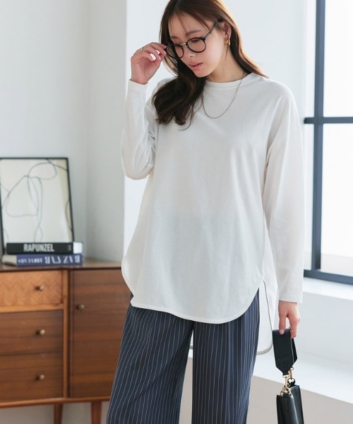 Pierrot(ピエロ)の「コットンロングスリーブTシャツ(Tシャツ/カットソー・レディース・ブラック/オフホワイト/モカ/グレイッシュベージュ/チャコール/ネイビー/ライトグレー・M/L/S/LL)」の18枚目の写真