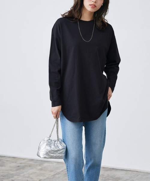 Pierrot(ピエロ)の「コットンロングスリーブTシャツ(Tシャツ/カットソー・レディース・ブラック/オフホワイト/モカ/グレイッシュベージュ/チャコール/ネイビー/ライトグレー・M/L/S/LL)」の12枚目の写真