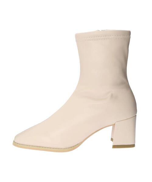 Green　Parks（グリーンパークス）の「・minia スクエアトゥストレッチブーツ＊＊（ブーツ・レディース・アイボリー/ブラック・S/LL/M/L）」の17枚目の写真