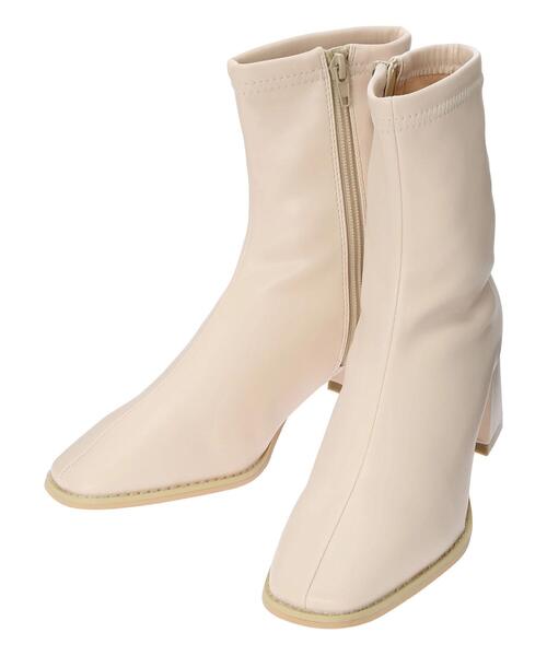 Green　Parks（グリーンパークス）の「・minia スクエアトゥストレッチブーツ＊＊（ブーツ・レディース・アイボリー/ブラック・S/LL/M/L）」の22枚目の写真