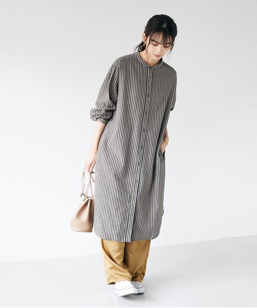 CRAFT STANDARD BOUTIQUE(クラフトスタンダードブティック)の「バンドカラーシャツワンピース *(シャツワンピース・レディース・ホワイト系その他6/ブラック系その他2・FREE)」の2枚目の写真