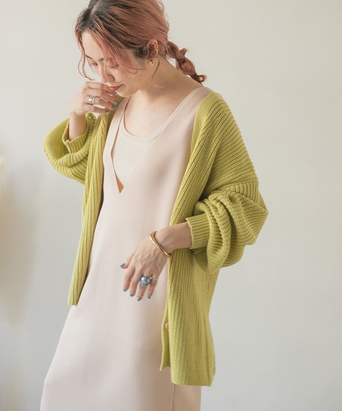 ITEMS URBANRESEARCH（アイテムズ アーバンリサーチ）の「Vネックジャンパースカート（ジャンパースカート・レディース・キャメル/ベージュ/ブラック・FREE）」の15枚目の写真