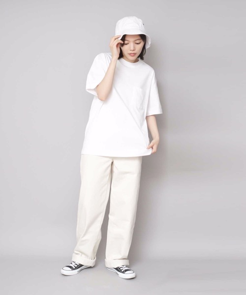HANES(ヘインズ)の「【HANES/ヘインズ】GWの旅行・レジャーに 厚手で透けない BEEFY-T ポケットTシャツ H5190 ビーフィー Tシャツ 無地 ユニセックス ヘビーウェイト(Tシャツ/カットソー・メンズ・グレー/ネイビー/ブラック/ホワイト/カーキ/ダークグリーン/イエロー/ブルー/スミクロ/レッド系その他/グリーン/チャコールグレー/ライトベージュ/ダークパープル/レッド・LARGE/SMALL/X-LARGE/MEDIUM/X-SMALL)」の22枚目の写真